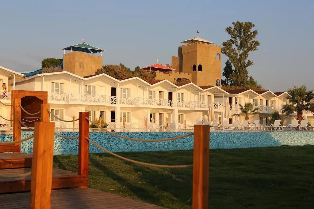 Risus Beach Resort Hotel Kusadasi