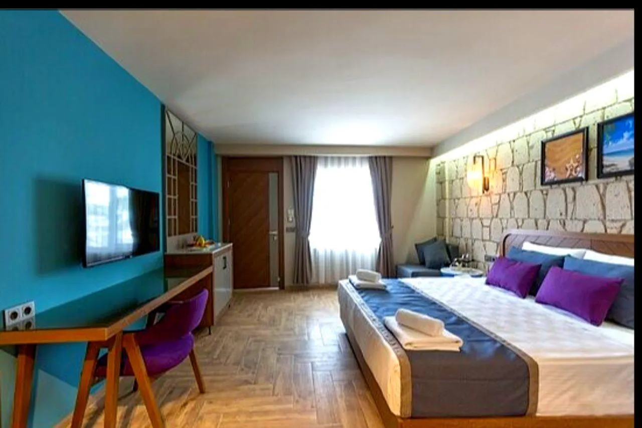 Risus Beach Resort Hotel Kusadasi