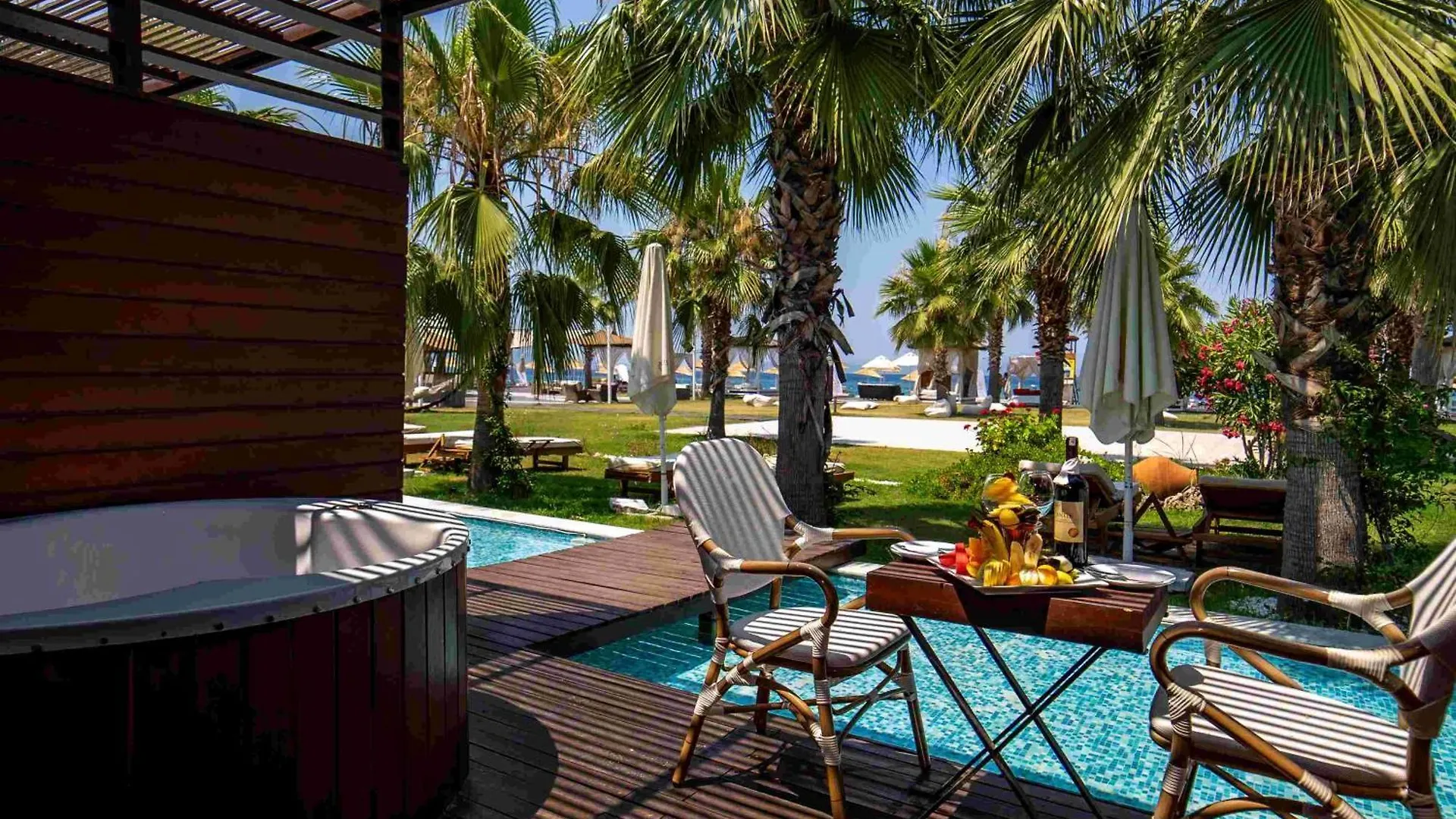 Risus Beach Resort Hotel Kusadasi