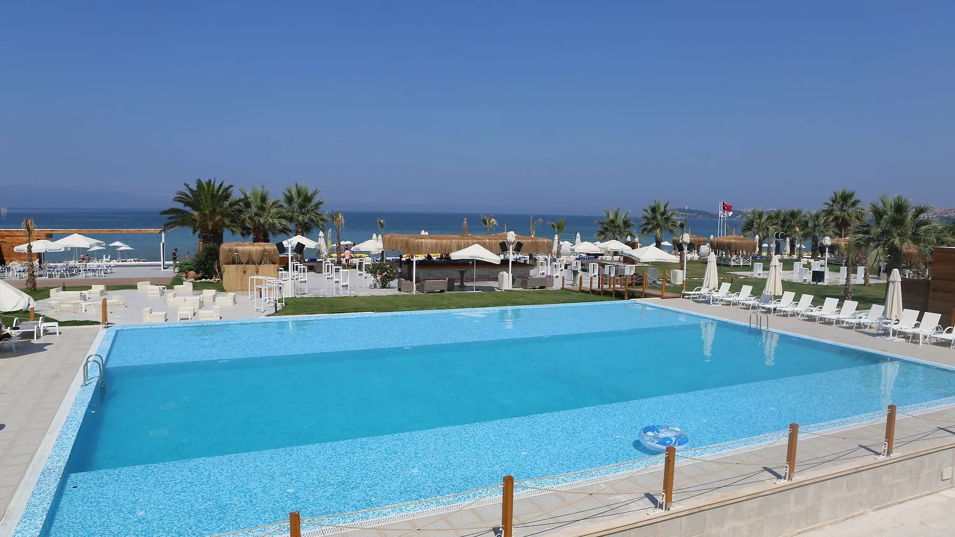 Risus Beach Resort Hotel Kusadasi