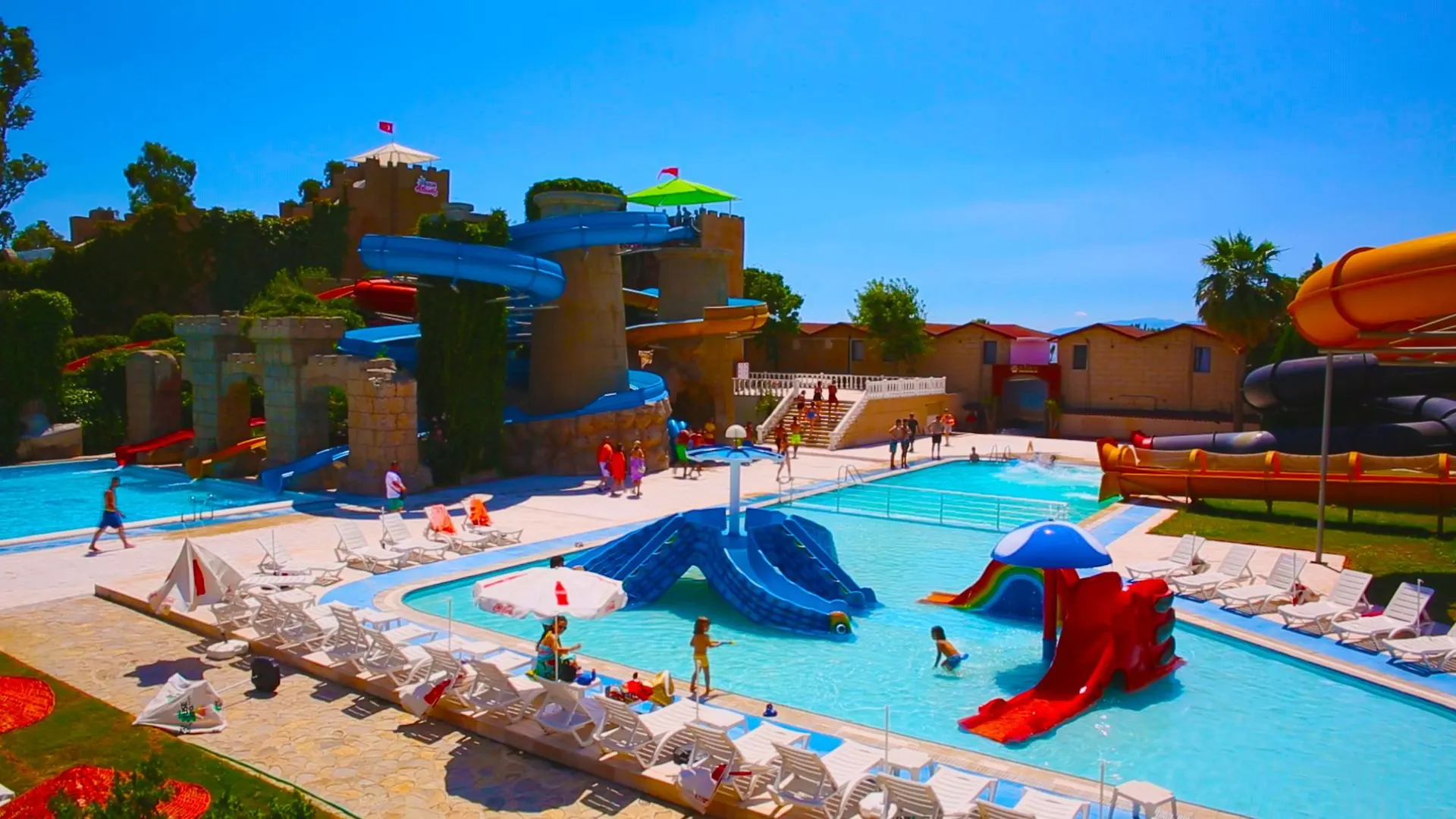Risus Beach Resort Hotel Kusadasi