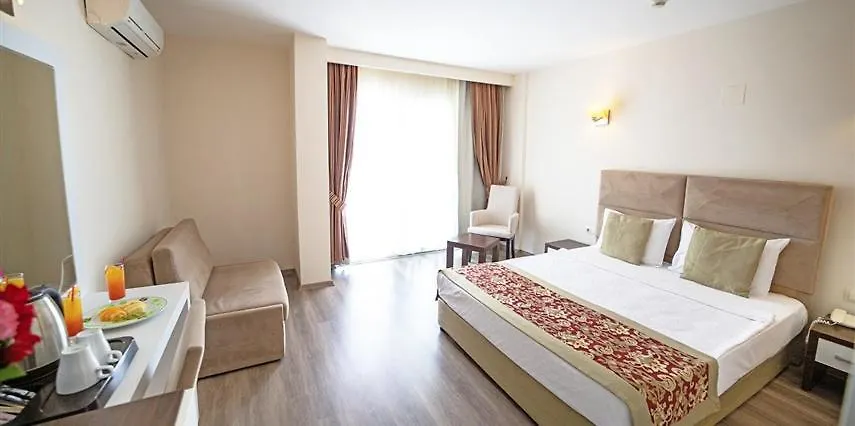 Risus Beach Resort Hotel Kusadası
