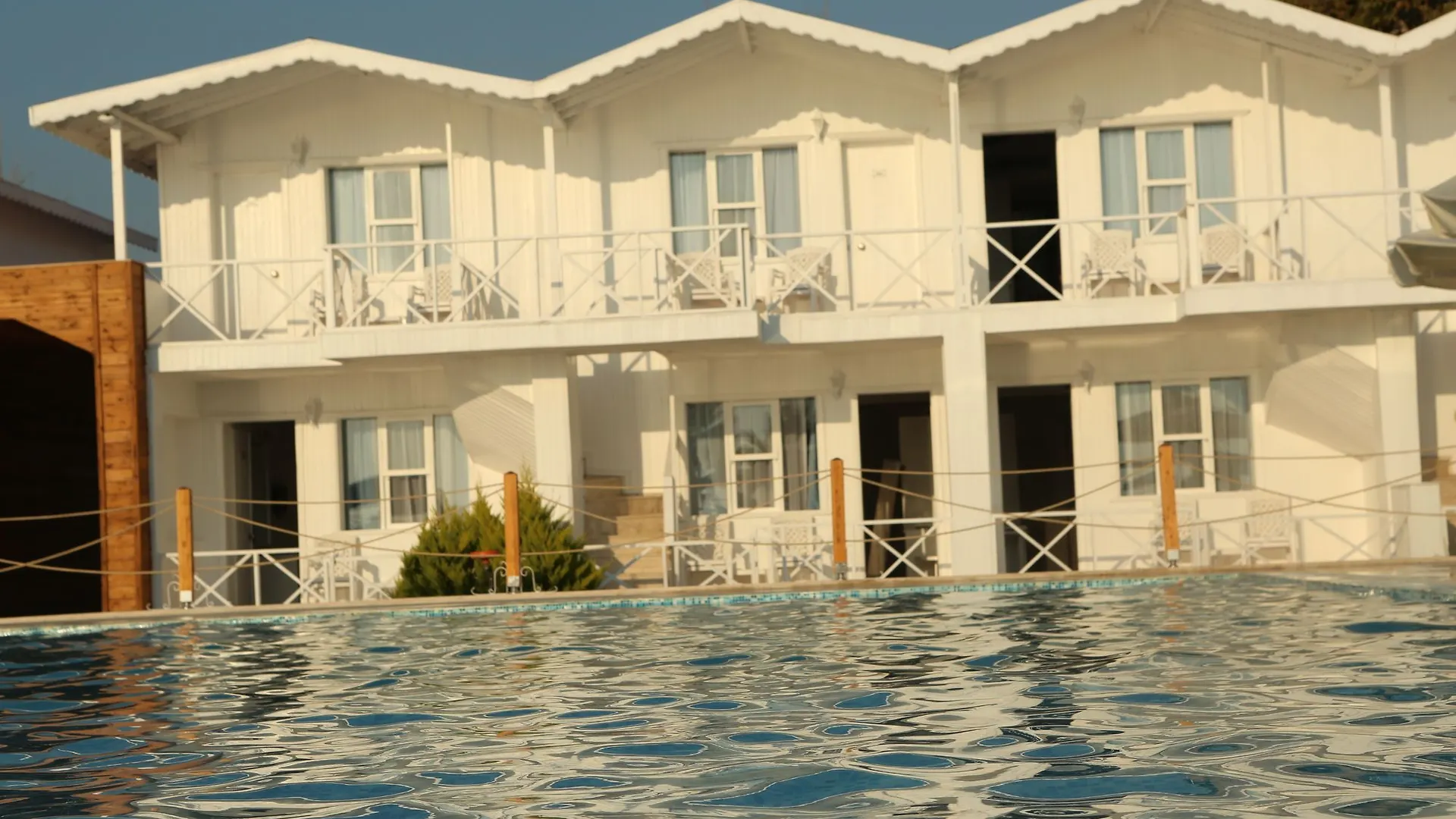 Risus Beach Resort Hotel Kusadasi